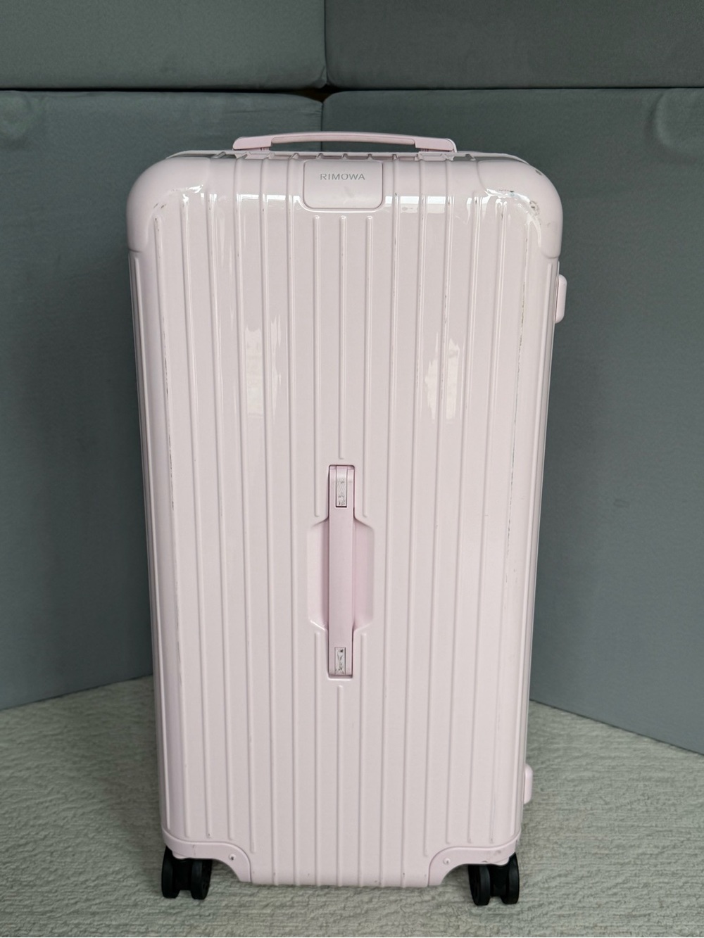 Rare RIMOWA essential trunk plus in Ballerina pink - used once